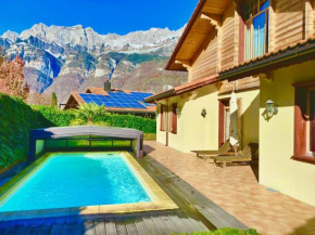Doodle's Amazing Chalet -Walensee - Flumserberg - Churfirsten - Heidiland - Pool - Sauna